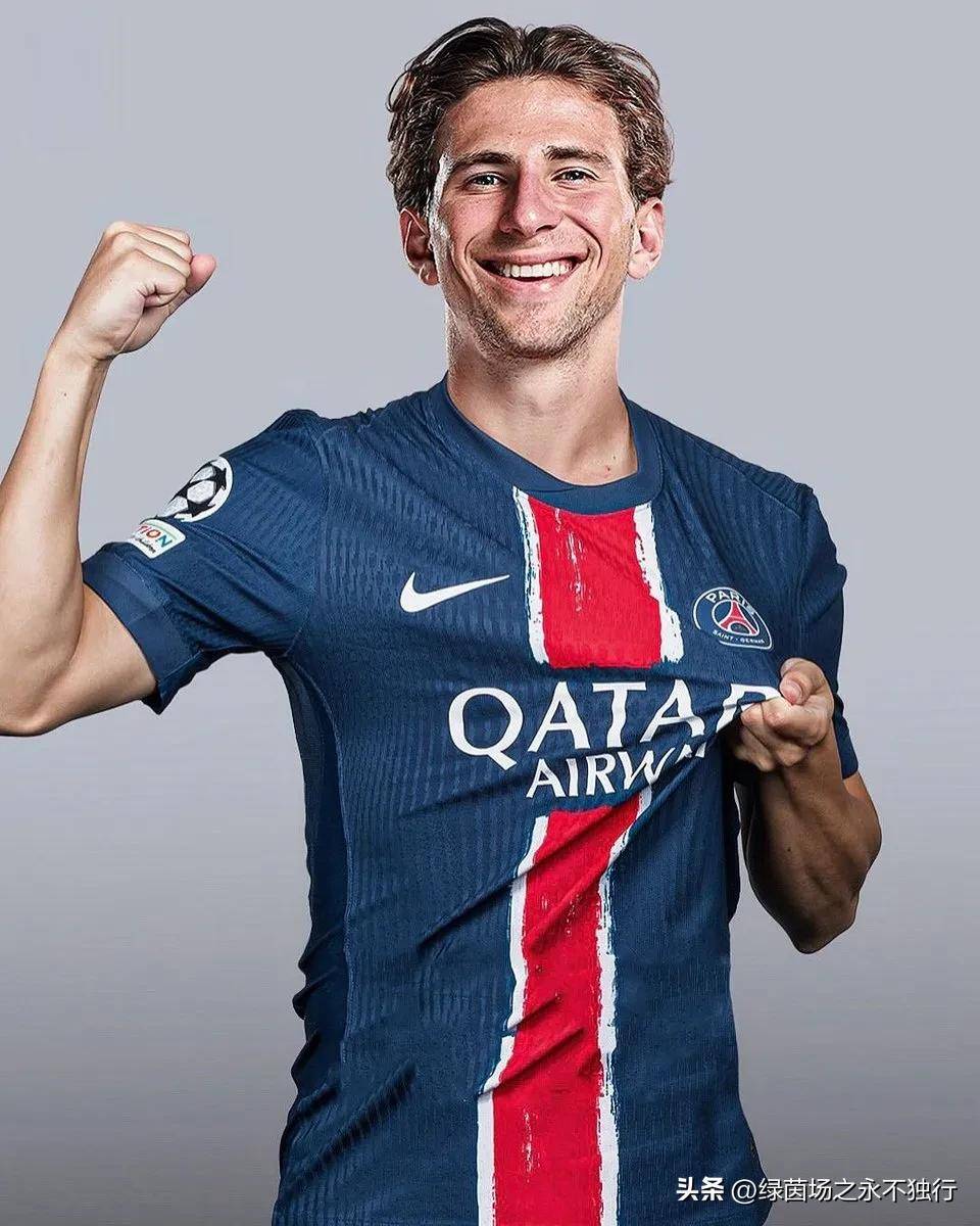 爱游戏官方正版下载巴黎圣日耳曼后卫神勇救险，助球队成功保级，介绍欢迎.